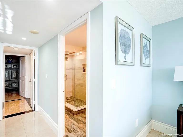 10410 S Ocean Dr #209 — Photo 18