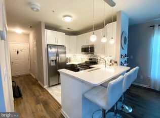 1 Heron Ln, Delanco, NJ 08075