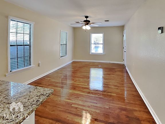 3rd image of 1530 Mardell St