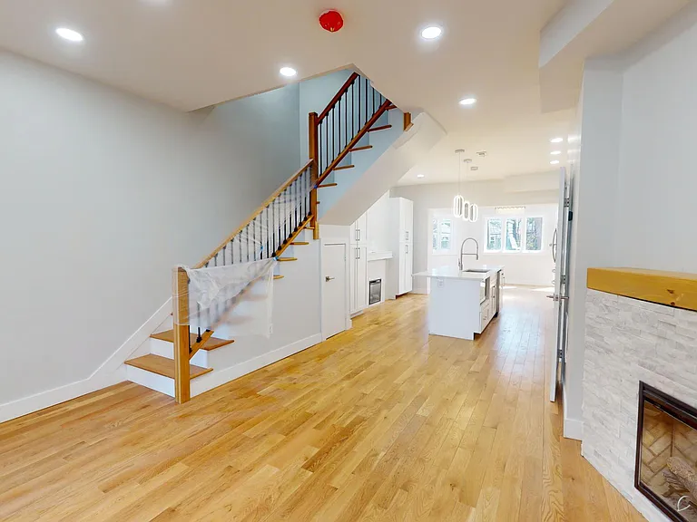 3036 Cambridge Pl NW — Photo 22