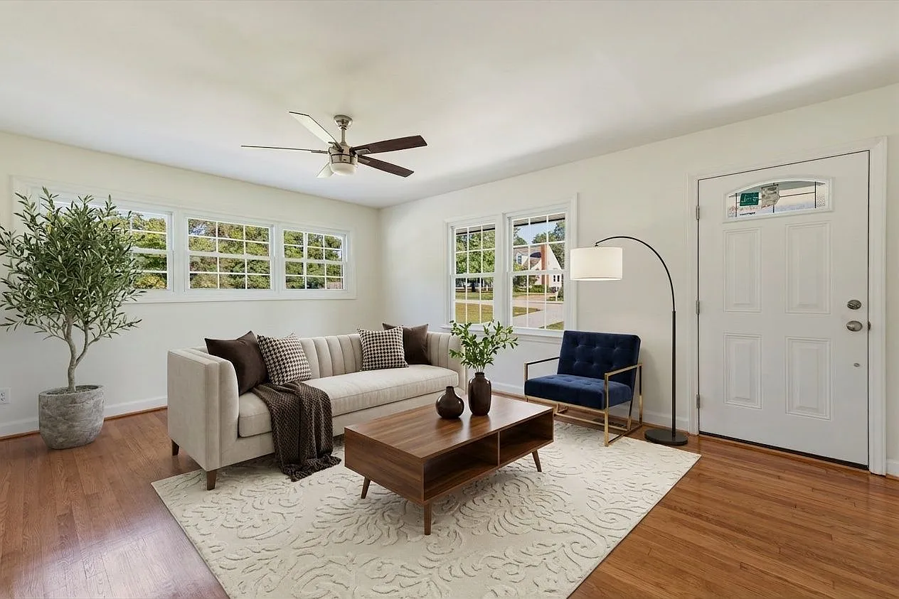3 bed, 2.0 bath, 1405 sqft, $2,475 — Photo 3