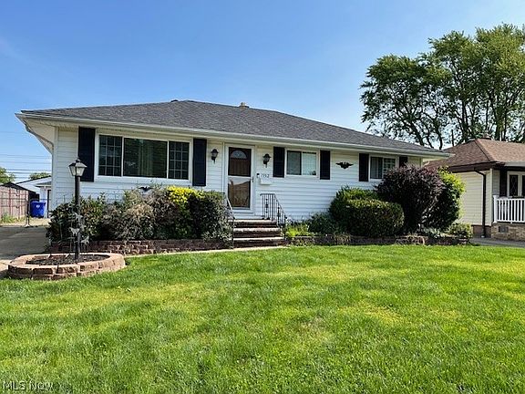 2nd image of 15512 Birchcroft Dr