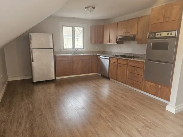 (undisclosed Address), Worcester, MA 01603