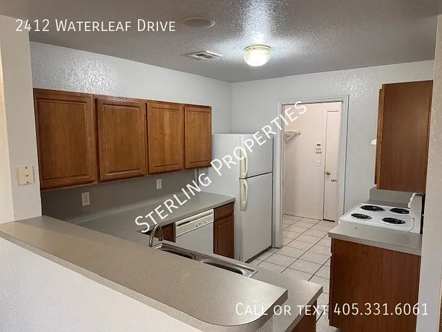 2412 Waterleaf Dr — Photo 8