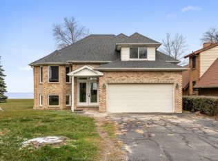 5530 Saint Clair Rd #A, Lakeshore, ON N0R1N0