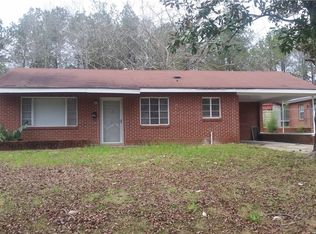 1902 Colvert St, Tuskegee Institute, AL 36088