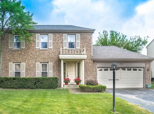 1165 Colony Ln, Roselle, IL 60172