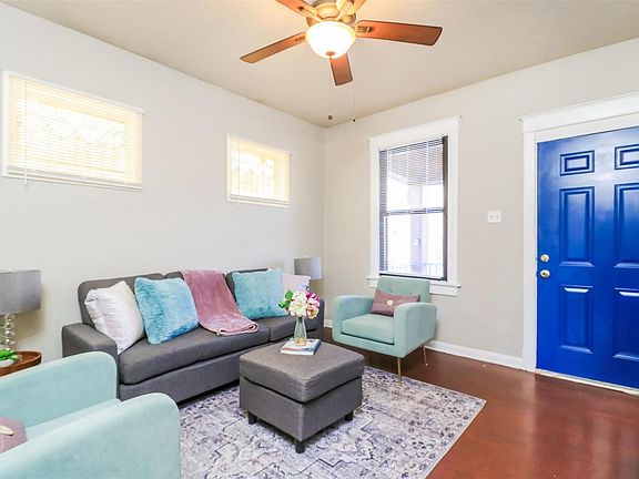 4th image of 6258 Hoffman Ave