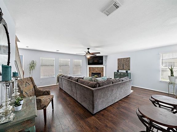 5th image of 10806 Orchard Springs Dr