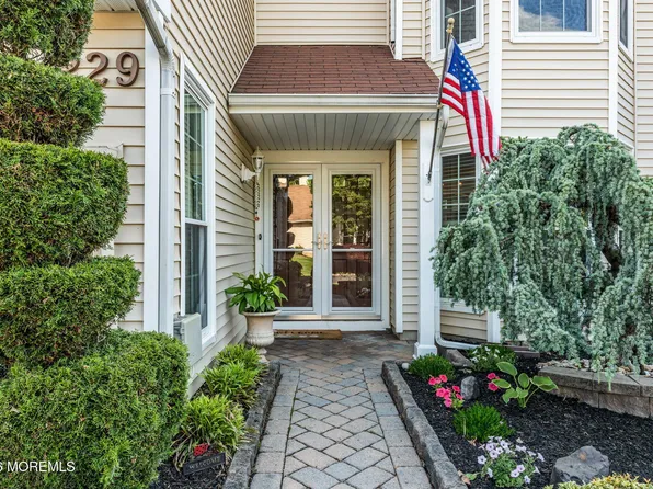 229 Daffodil Drive, Freehold, NJ 07728