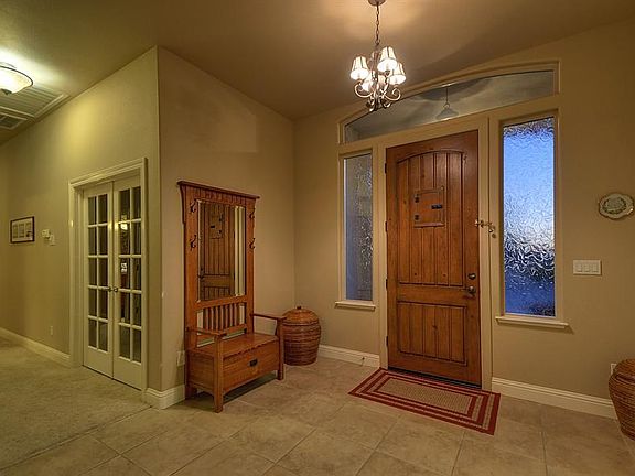 5th image of 3808 Mira Loma Dr