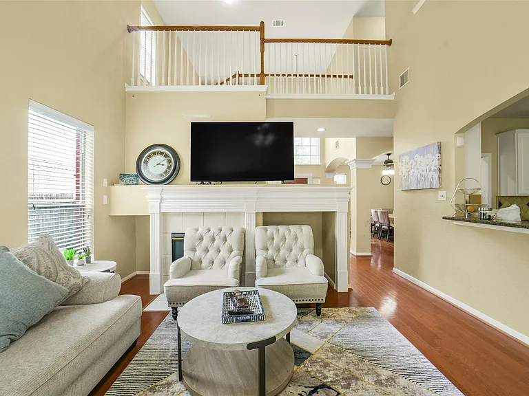 22554 Bristolwood Ct — Photo 8
