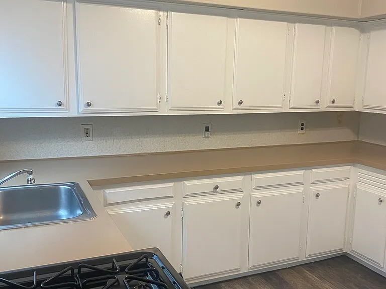 735 Market St — Photo 11