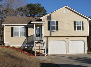 207 Cobblestone Ct, Douglasville, GA 30134