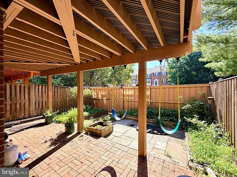 4722 Minor Cir — Photo 45