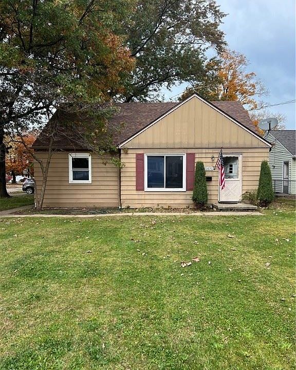1st image of 21870 Westwood Ave