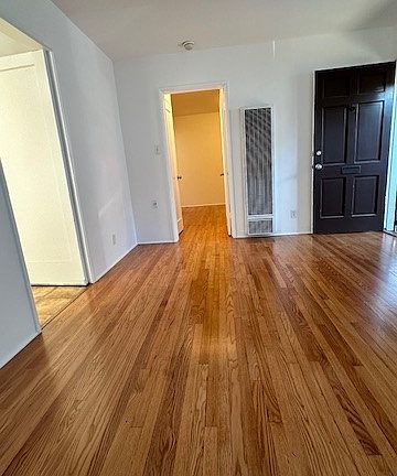 5th image of 3139 Larga Ave #3139
