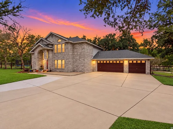 3303 TRIPLE MDWS, San Antonio, TX 78263