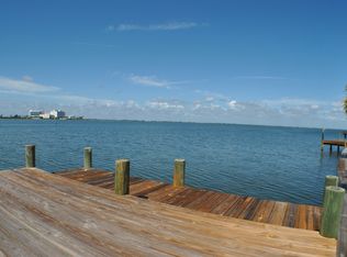 530 Brightwaters Dr, Cocoa Beach, FL 32931