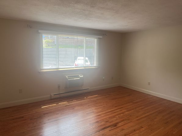 725 Broad St APT 8