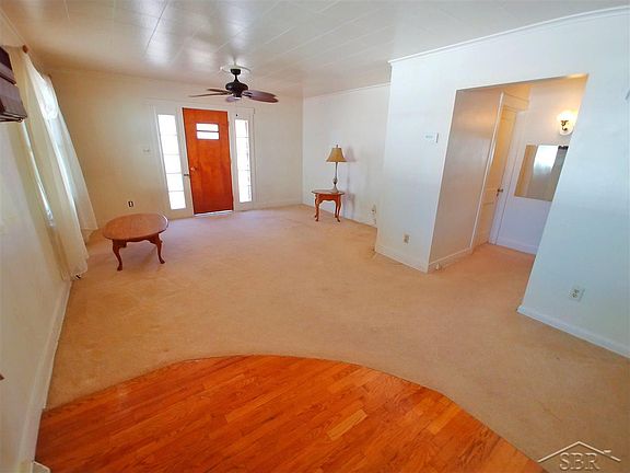 4th image of 2615 Blake St