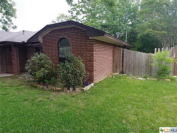 4th image of 3208 Forest Hill Dr