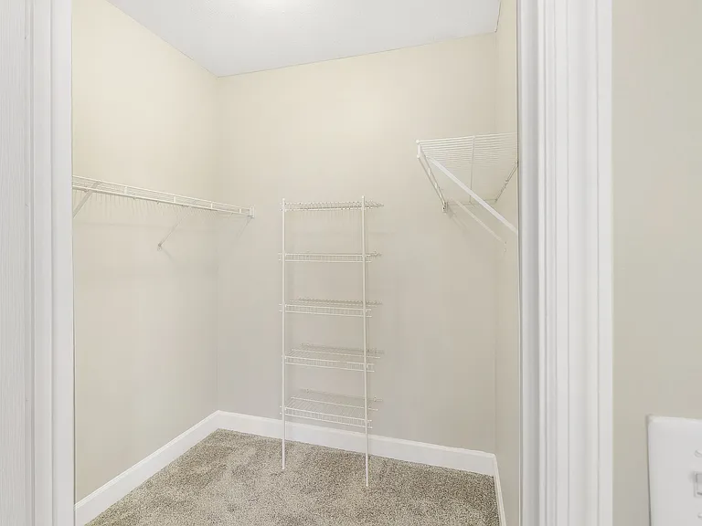 Highlands Apartment Homes — Photo 14