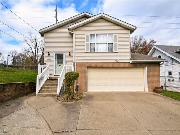 1833 29th St NW, Canton, OH 44709