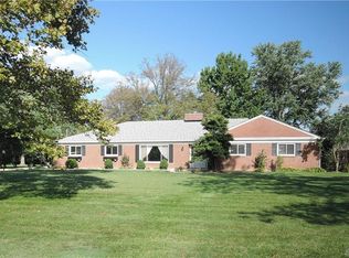 7408 Kings Run Rd, Dayton, OH 45459