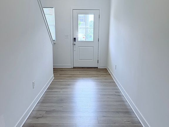 2nd image of 4367 Nokes Pl