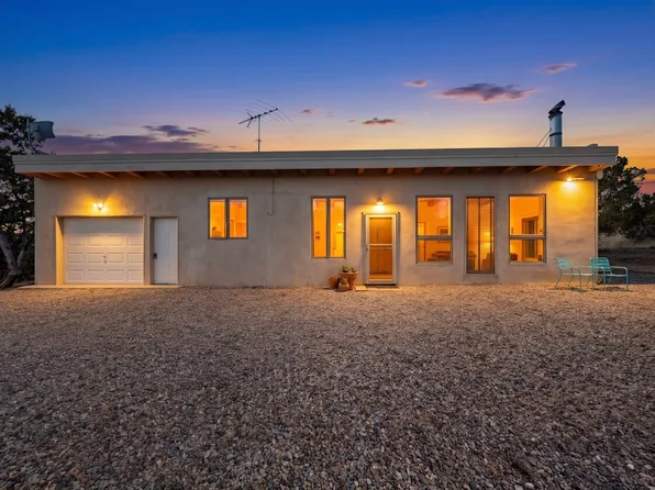 3 Gavilan Rd, Santa Fe, NM 87508