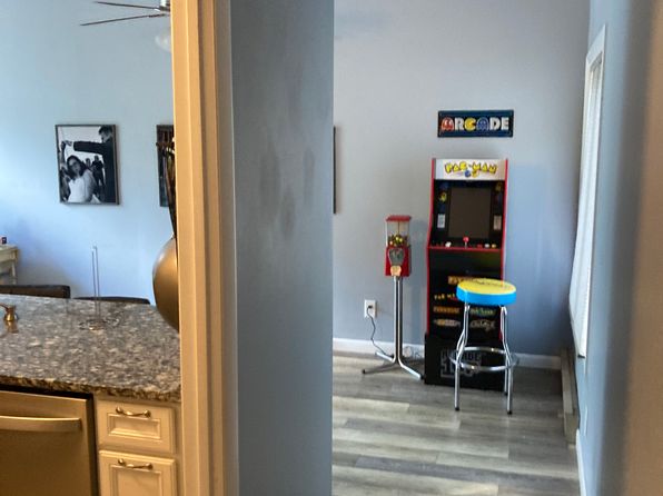 918 N Main St APT 7