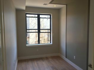 565 Evergreen Ave, Brooklyn, NY 11221