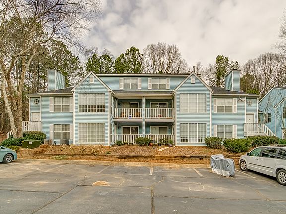 2nd image of 1409 Glenleaf Dr