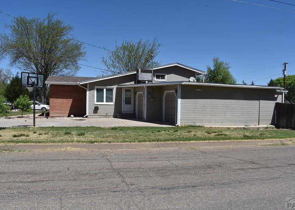 1st image of 818 S 5th St