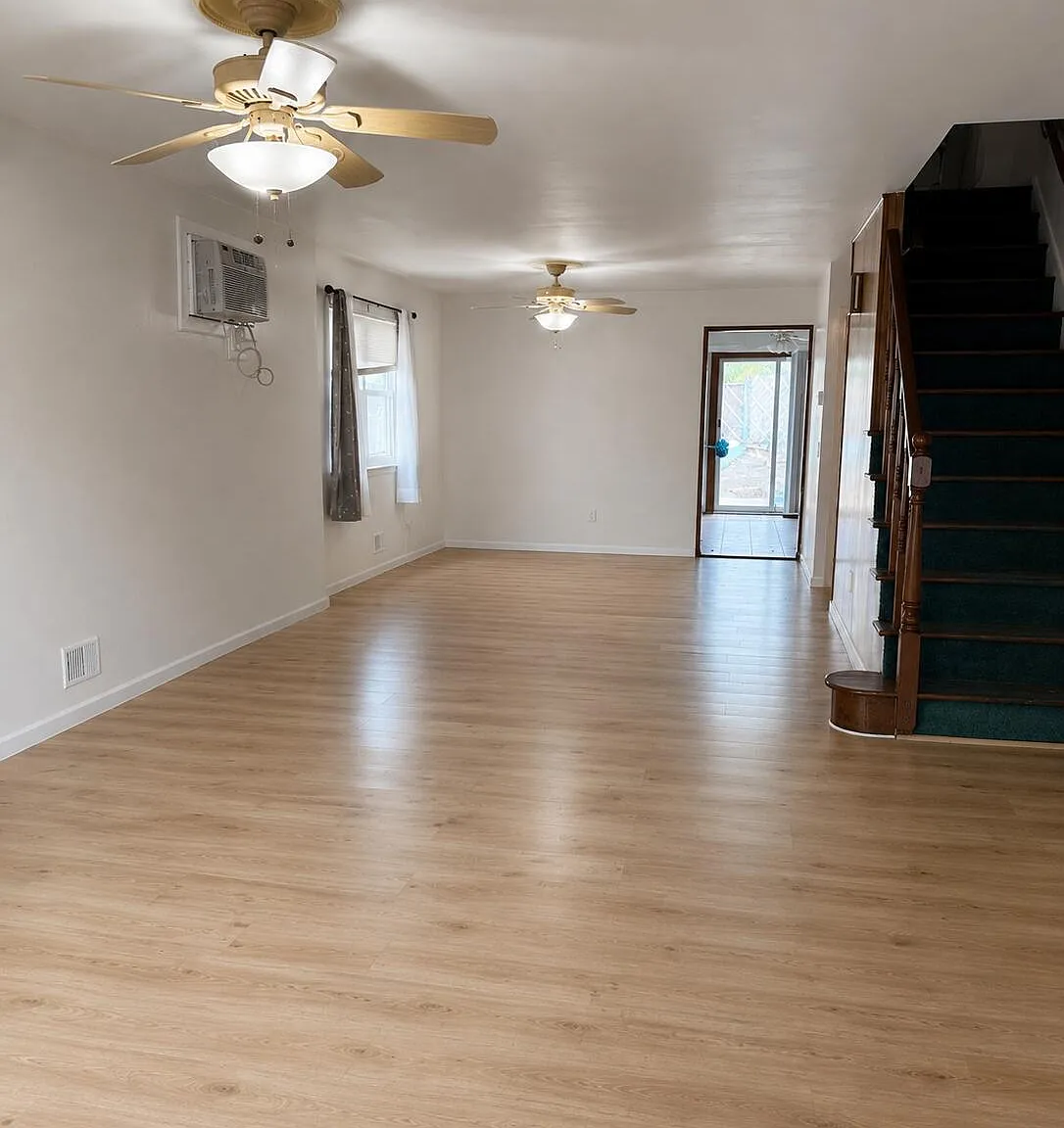 3 bed, 1.5 bath, 1632 sqft, $3,700 — Photo 2