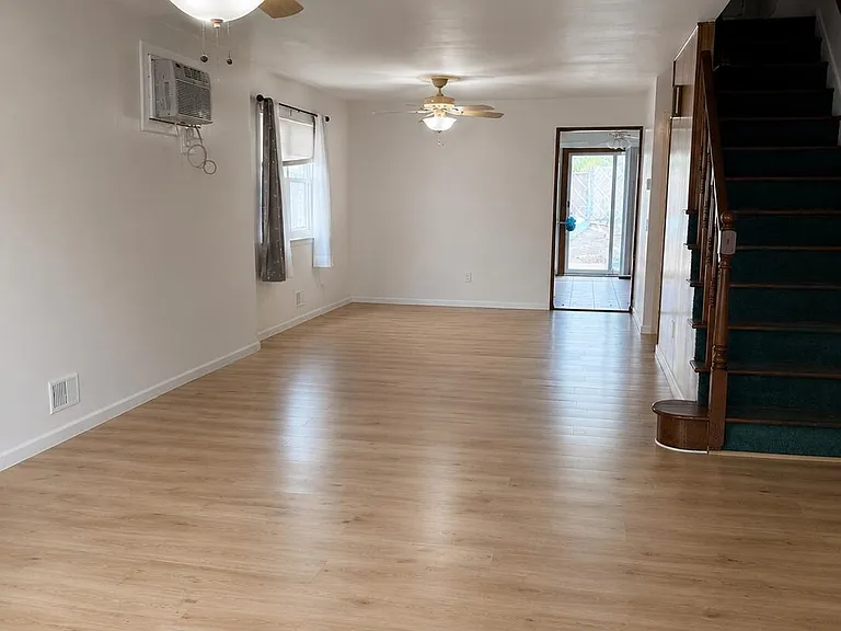 32 Amador St — Photo 2