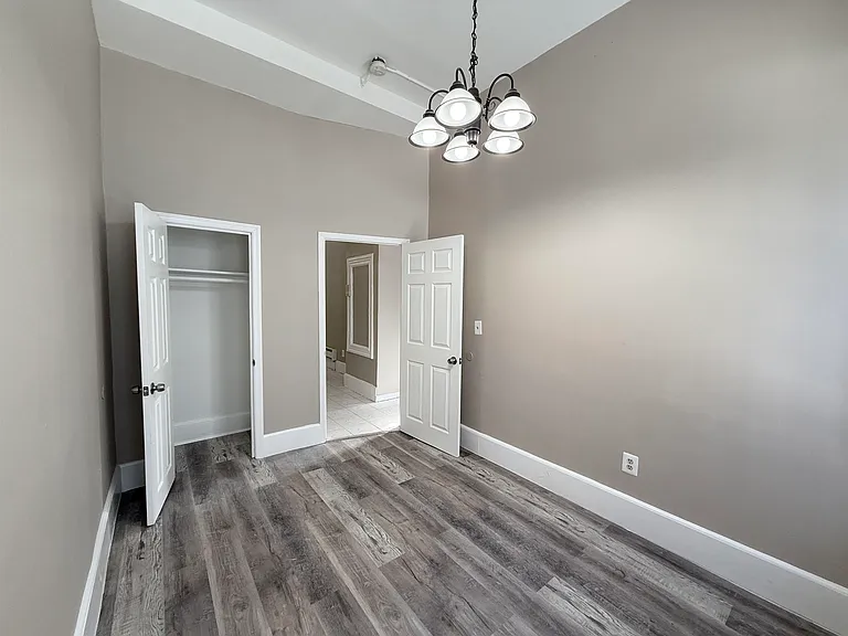 769 W Side Ave #1 — Photo 5