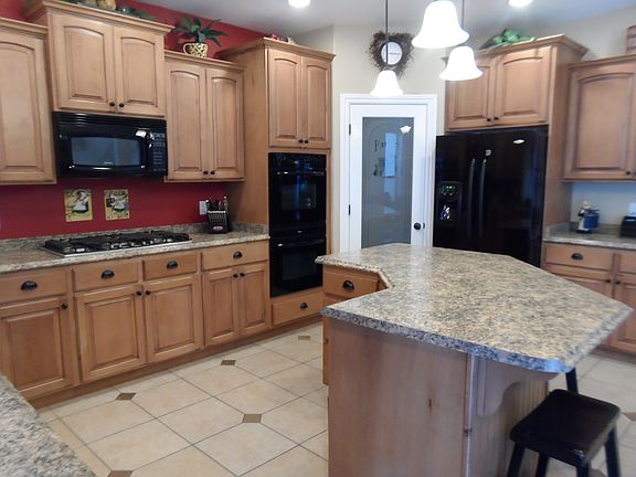 4th image of 1717 N Andrews Ln