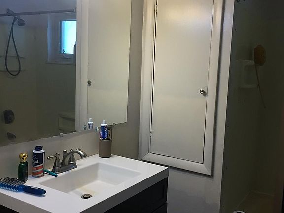 5th image of 8926 Auburn Pl