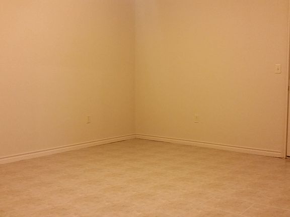 105 Shady Bend Bedroom 2_12152015