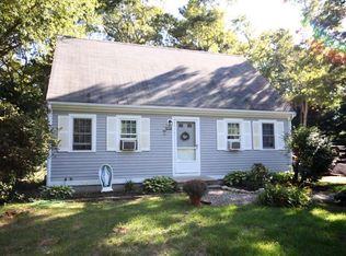 228 Pinecrest Beach Dr, East Falmouth, MA 02536