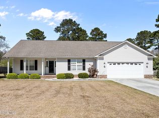 104 Trailwood Drive, Hubert, NC 28539