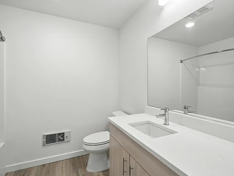 District Lofts at Garland — Photo 82
