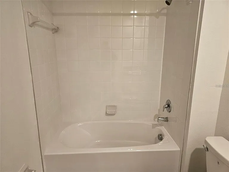 8309 Crescent Oaks Dr — Photo 19