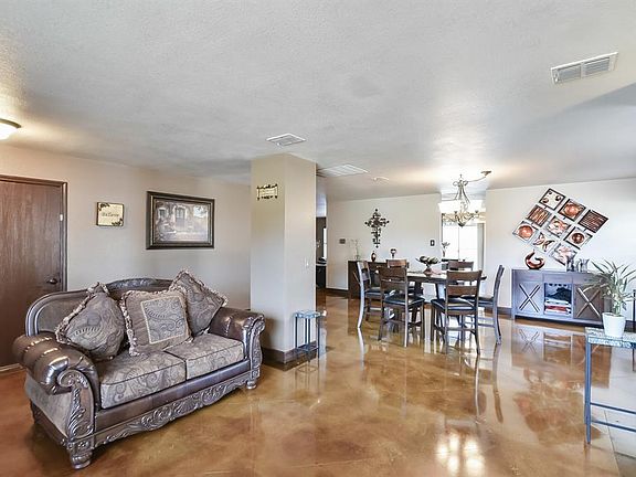 5th image of 7110 Divanna Ct