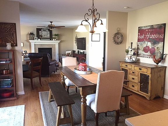 2nd image of 408 Wyndham Dr
