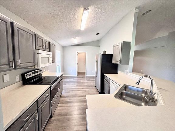5th image of 15937 WILKINSON DRIVE
