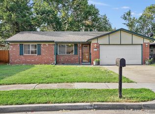 12132 E 25th St, Tulsa, OK 74129