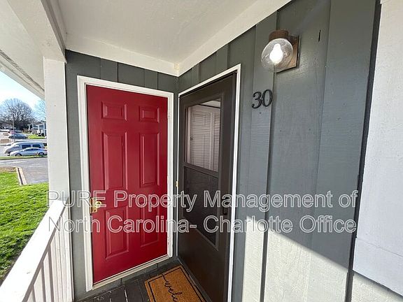 4th image of 7510 Woods Ln Unit 30